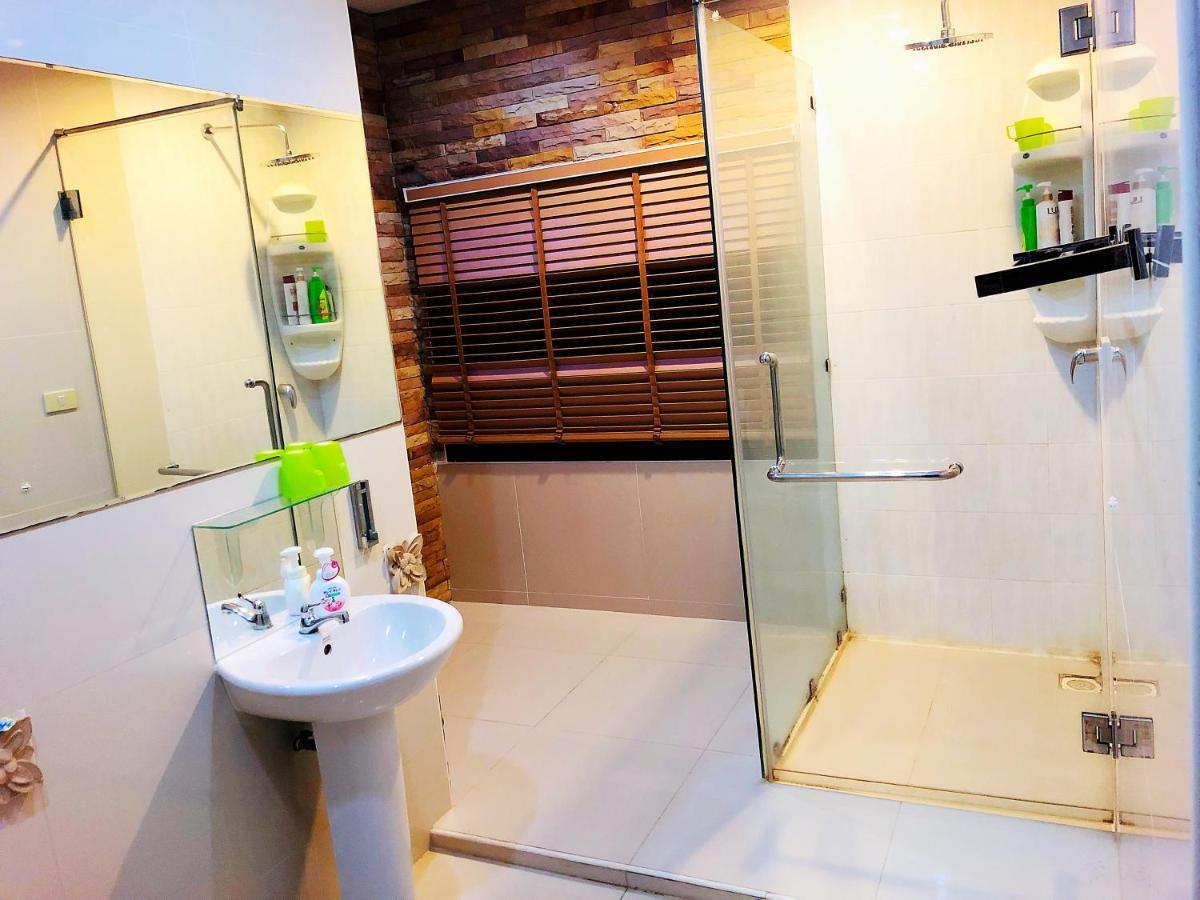 Thai Family Rawai Swimming Pool Villa Hotel Exterior foto